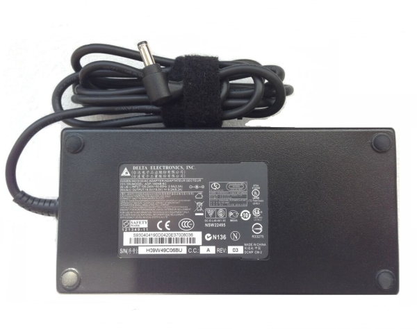 Originale 180W MSI GT70 2PE-1468TH AC Alimentatore Adattatore